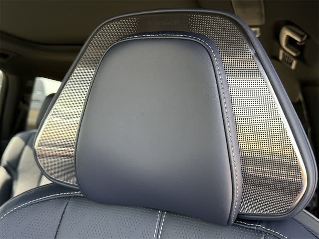 Thumbnail: 2026 INFINITI QX80 - 21