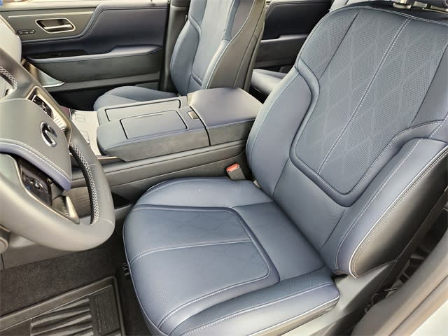 Thumbnail: 2026 INFINITI QX80 - 12