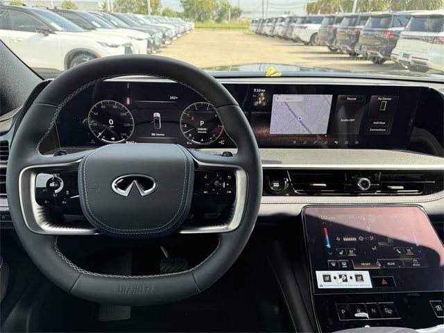 Thumbnail: 2026 INFINITI QX80 - 12