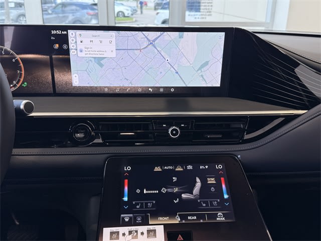 Thumbnail: 2026 INFINITI QX80 - 12