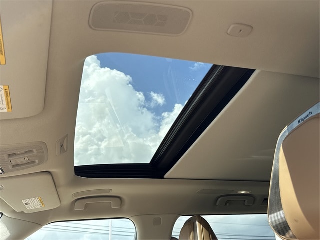 Thumbnail: 2025 INFINITI QX80 - 26