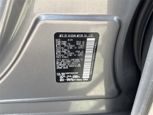 Thumbnail: 2025 INFINITI QX80 - 17