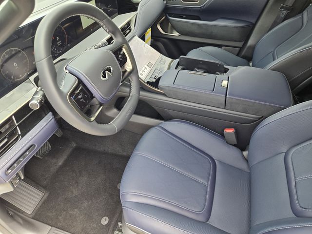 Thumbnail: 2026 INFINITI QX80 - 11
