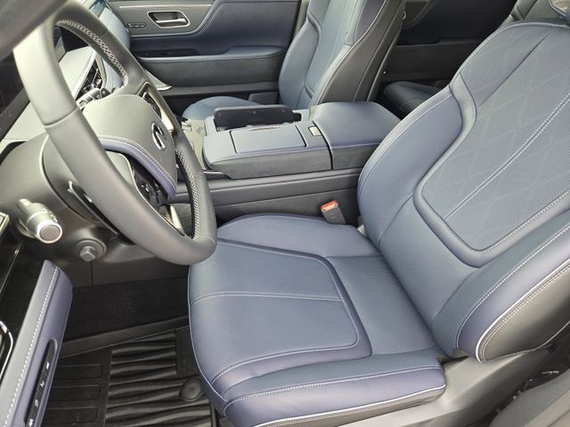 Thumbnail: 2026 INFINITI QX80 - 12