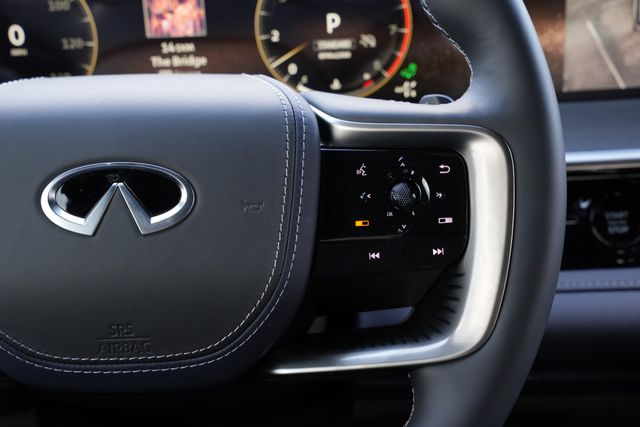 Thumbnail: 2026 INFINITI QX80 - 22