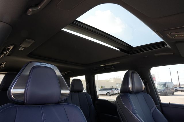 Thumbnail: 2026 INFINITI QX80 - 27