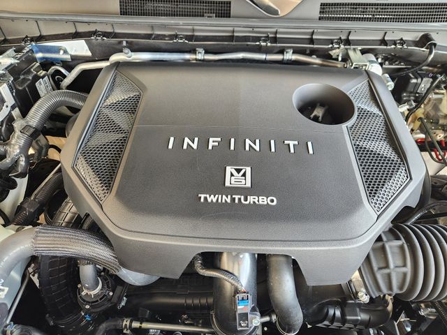 Thumbnail: 2026 INFINITI QX80 - 8