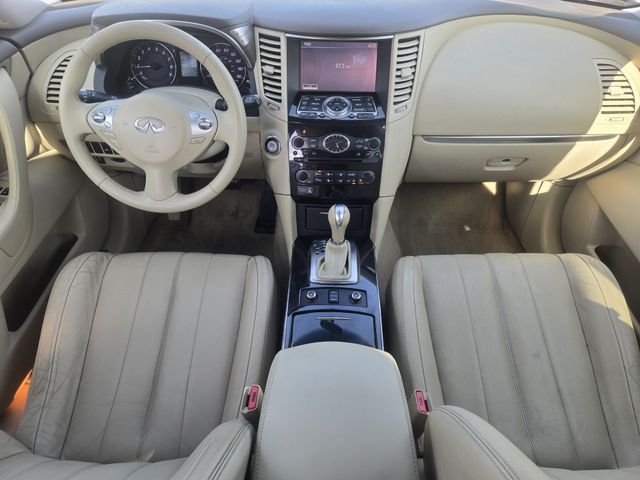 Thumbnail: 2016 INFINITI QX70 - 2