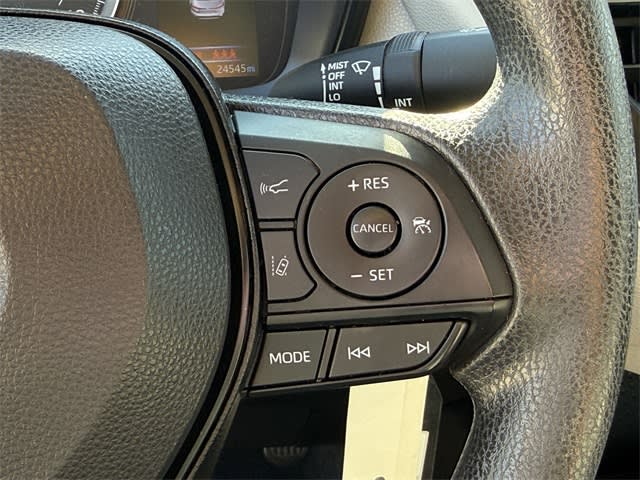 Thumbnail: 2022 Toyota Corolla - 22