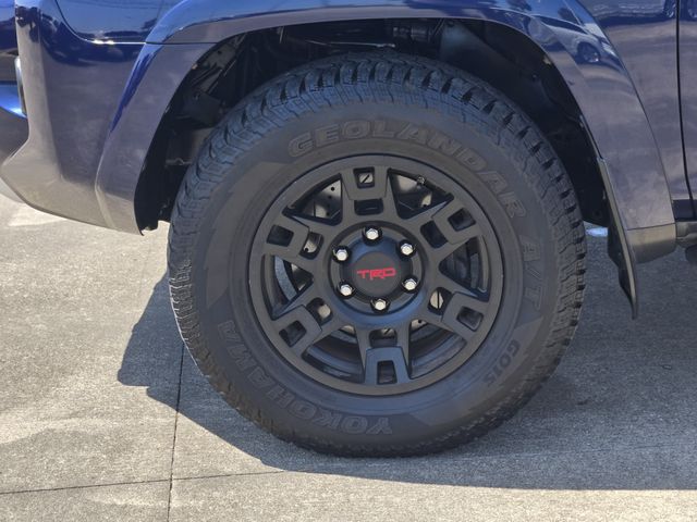 Thumbnail: 2019 Toyota 4Runner - 7