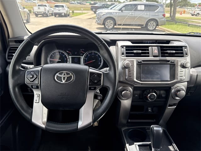 Thumbnail: 2014 Toyota 4Runner - 13