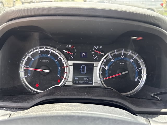 Thumbnail: 2014 Toyota 4Runner - 17