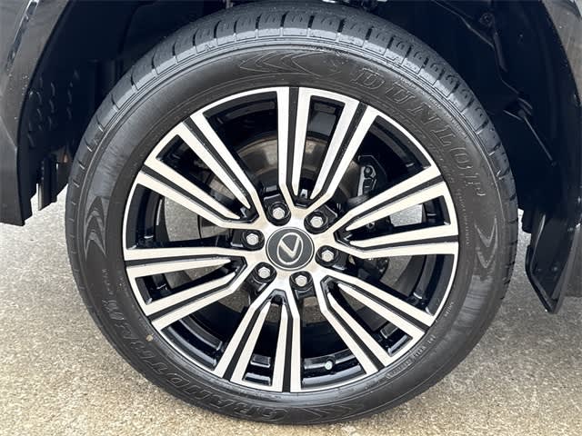 Thumbnail: 2024 Lexus ES - 8