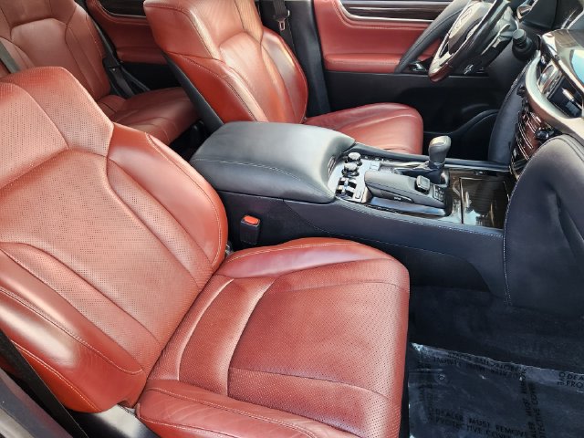 Thumbnail: 2018 Lexus LX - 21