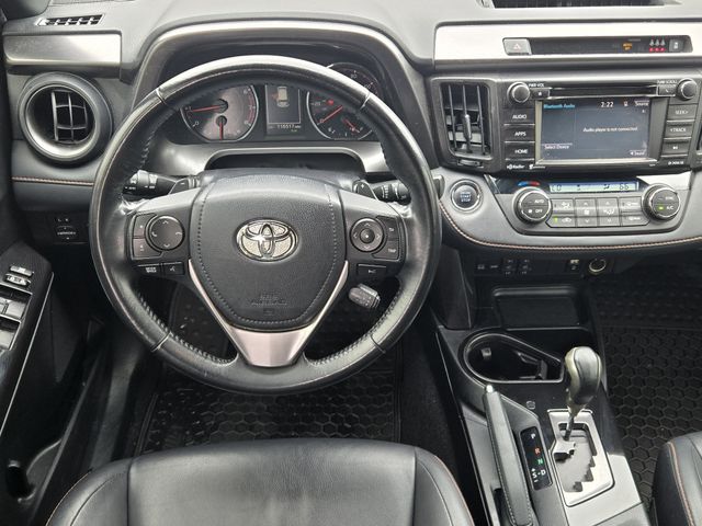 Thumbnail: 2018 Toyota RAV4 - 14