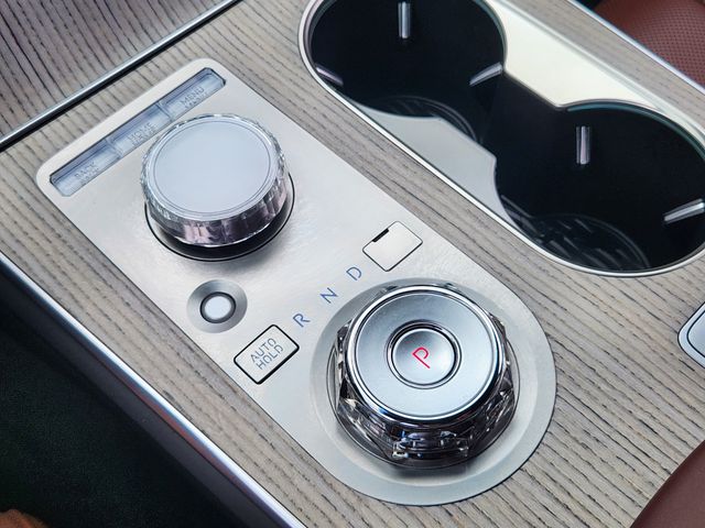 Thumbnail: 2026 Genesis GV80 - 20
