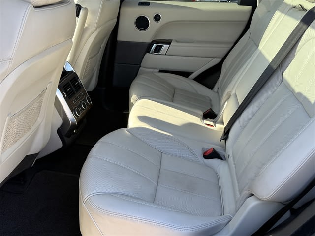 Thumbnail: 2014 Land Rover Range Rover Sport - 11