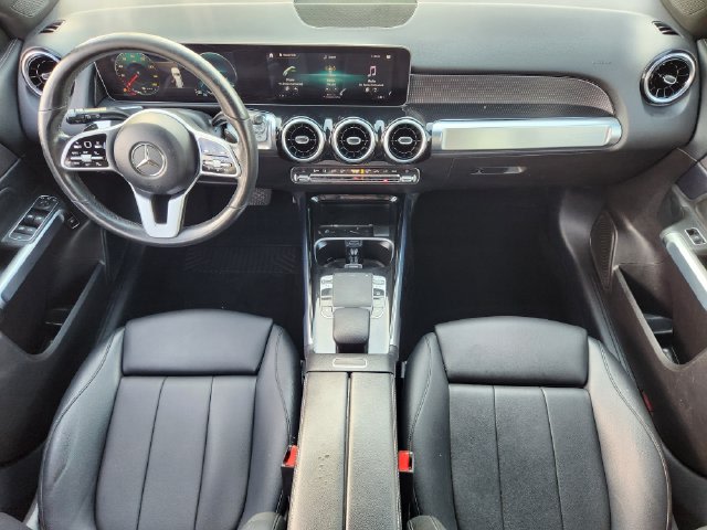 Thumbnail: 2020 Mercedes-Benz GLB - 2