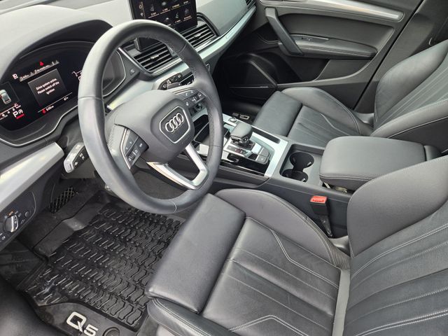 Thumbnail: 2023 Audi Q5 - 11