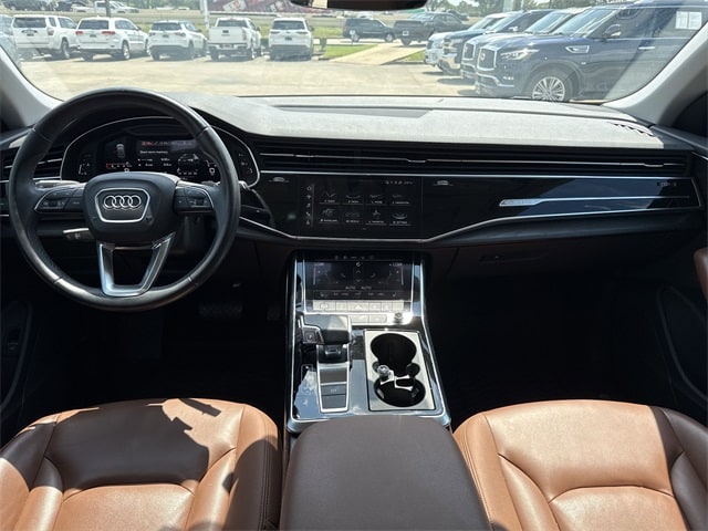 Thumbnail: 2022 Audi Q8 - 8