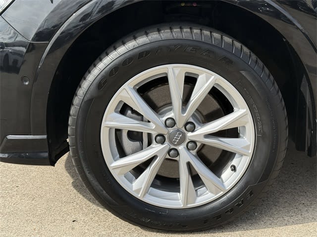 Thumbnail: 2021 Audi Q3 - 8