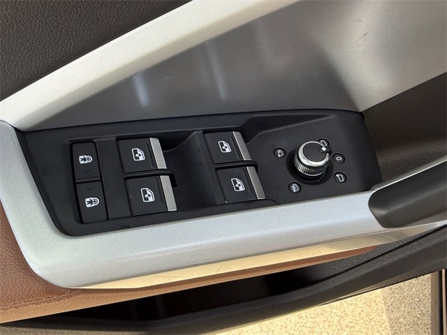 Thumbnail: 2021 Audi Q3 - 20