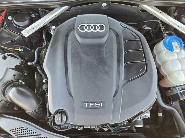 Thumbnail: 2018 Audi A4 - 9