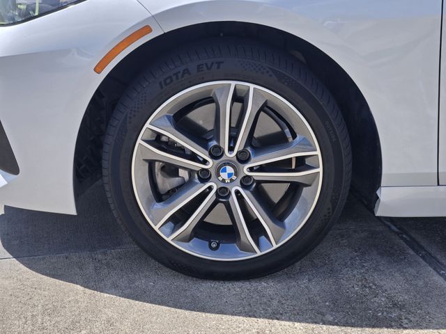 Thumbnail: 2022 BMW 2 Series - 8