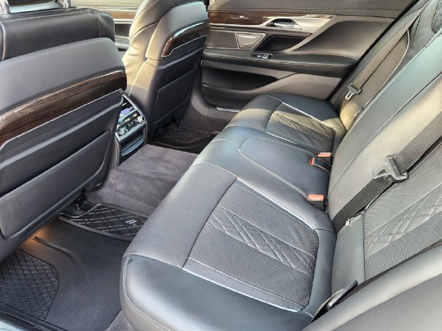 Thumbnail: 2020 BMW 7 Series - 13