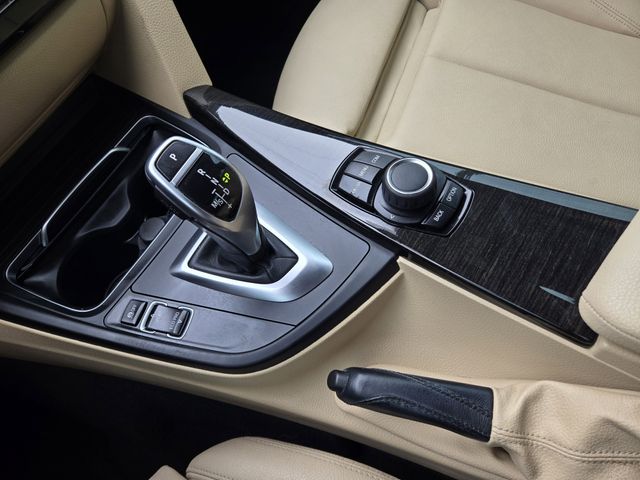 Thumbnail: 2018 BMW 3 Series - 16