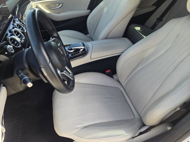 Thumbnail: 2019 Mercedes-Benz E-Class - 12
