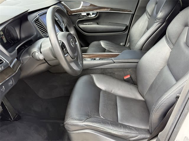 Thumbnail: 2018 Volvo XC90 - 10