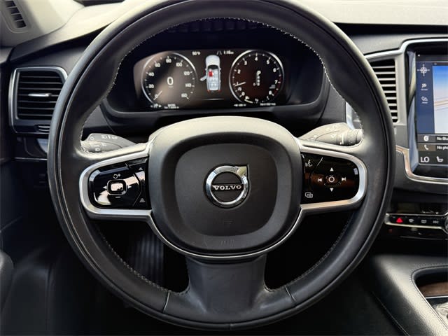 Thumbnail: 2018 Volvo XC90 - 14