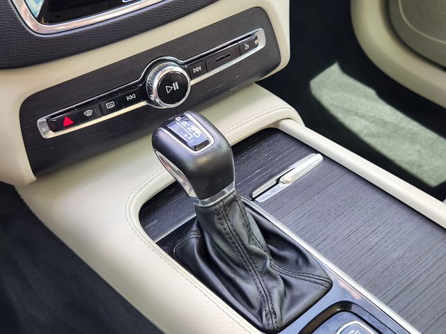 Thumbnail: 2020 Volvo XC90 - 14
