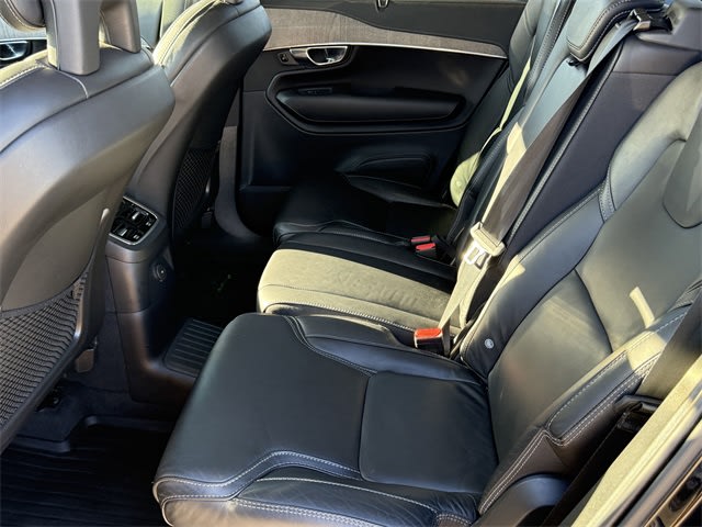 Thumbnail: 2022 Volvo XC90 - 11