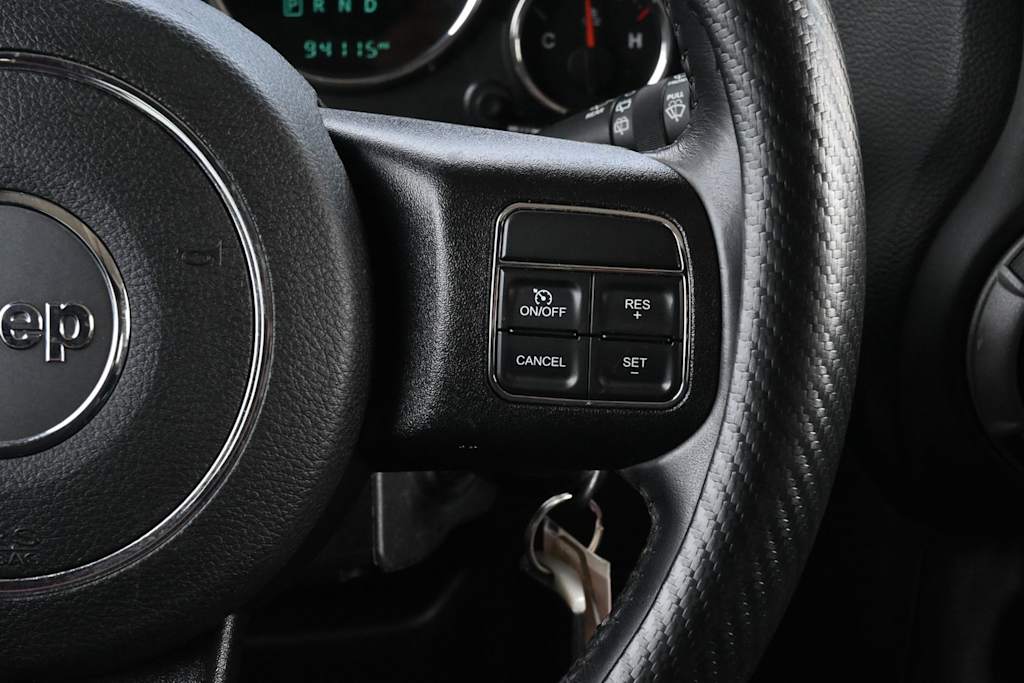 Thumbnail: 2016 Jeep Wrangler - 22