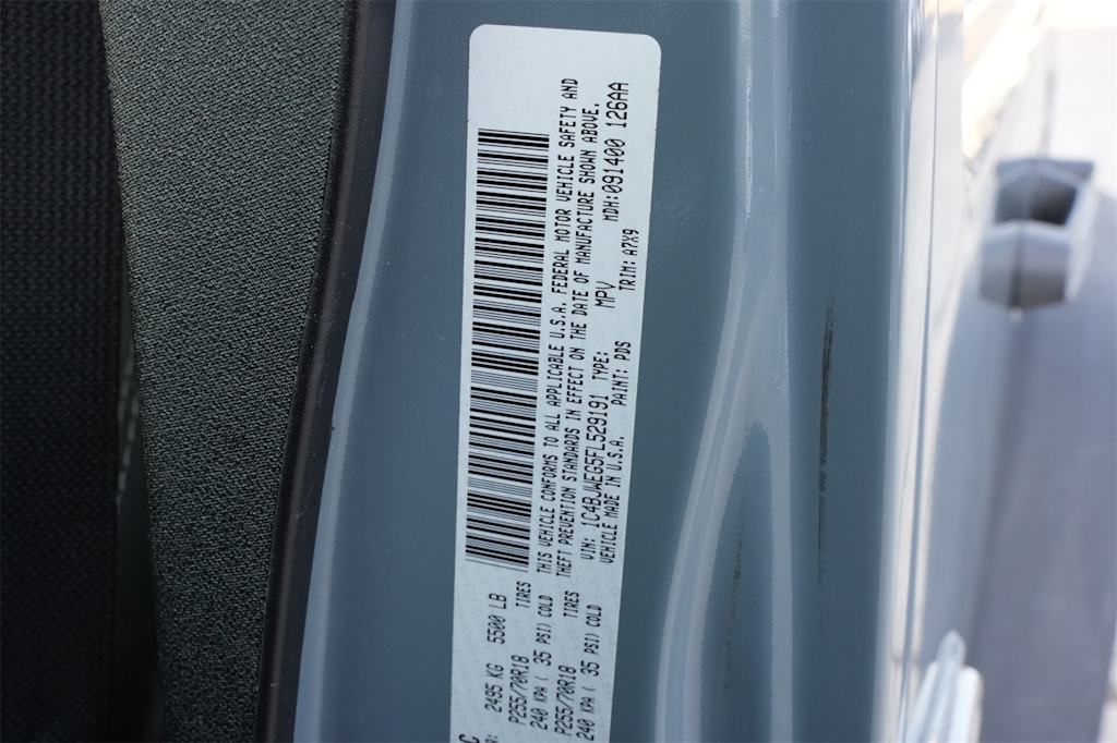 Thumbnail: 2015 Jeep Wrangler - 19