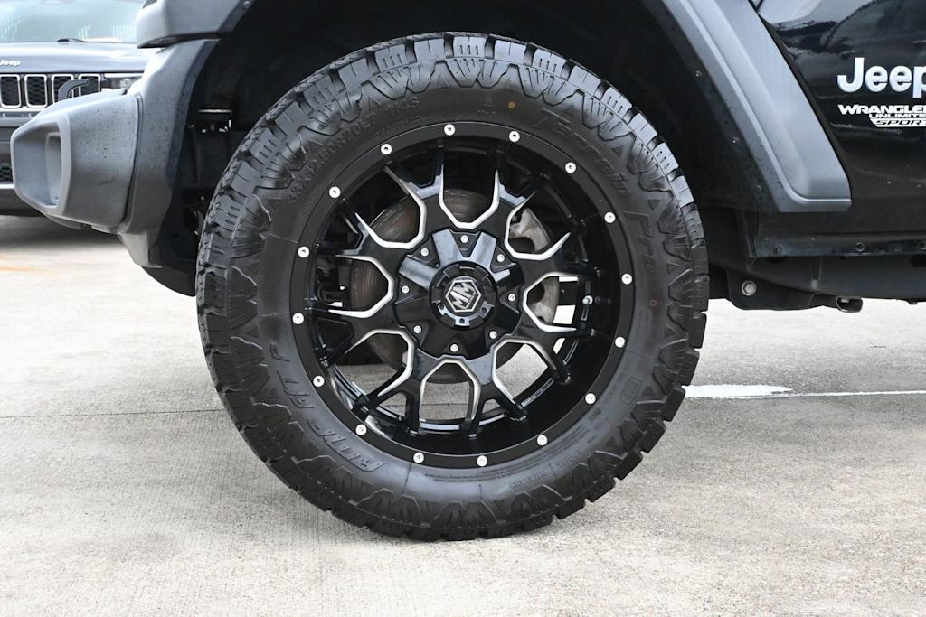Thumbnail: 2019 Jeep Wrangler - 7