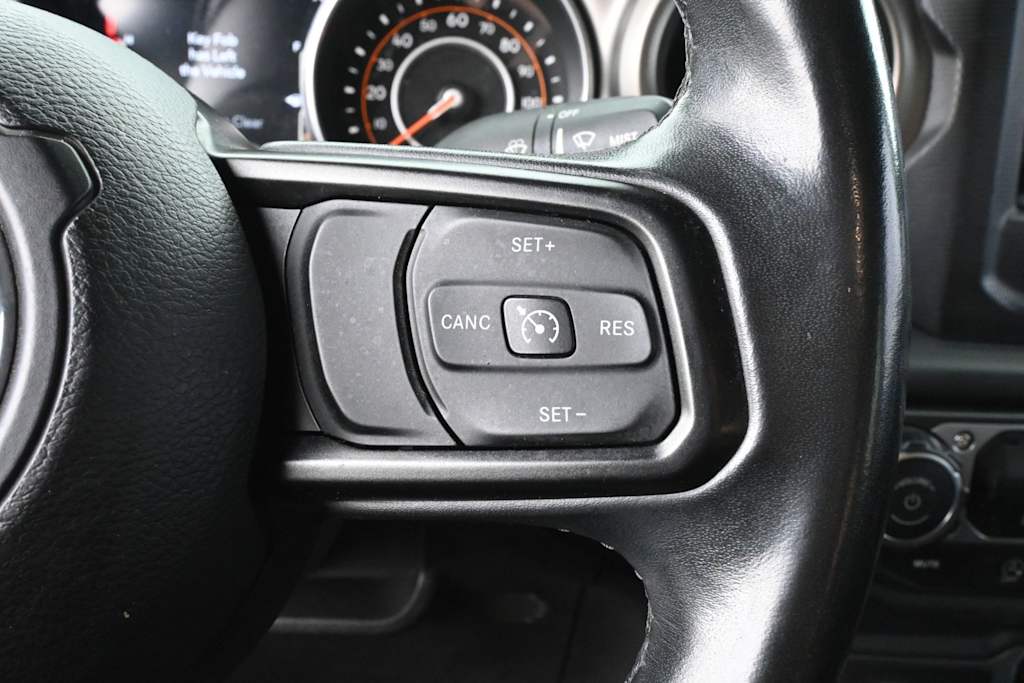 Thumbnail: 2019 Jeep Wrangler - 24