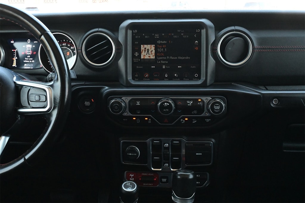 Thumbnail: 2020 Jeep Wrangler - 13