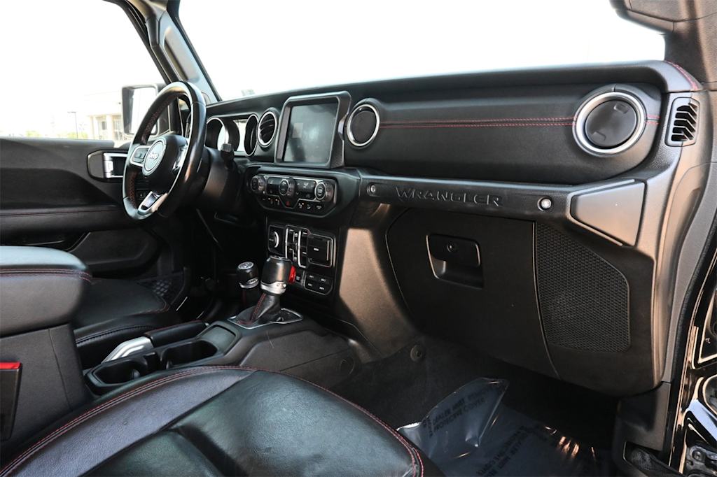 Thumbnail: 2020 Jeep Wrangler - 26