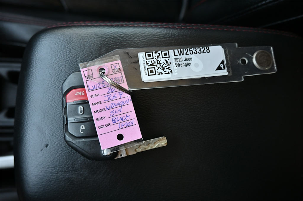 Thumbnail: 2020 Jeep Wrangler - 17