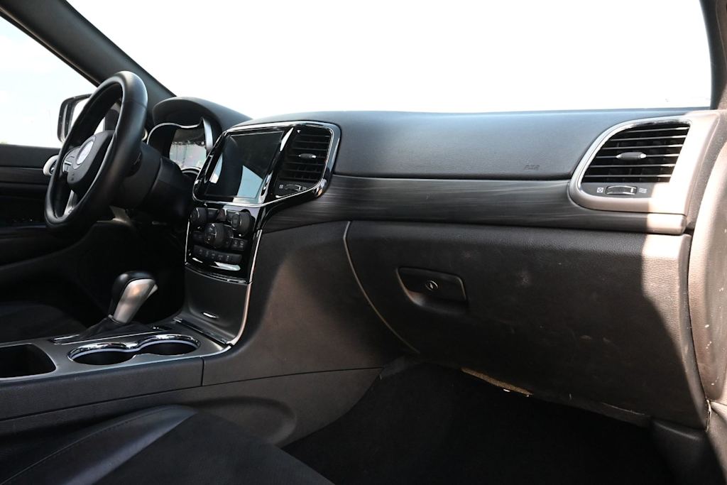 Thumbnail: 2021 Jeep Grand Cherokee - 14