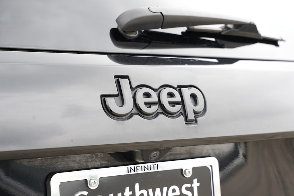 Thumbnail: 2021 Jeep Grand Cherokee - 5