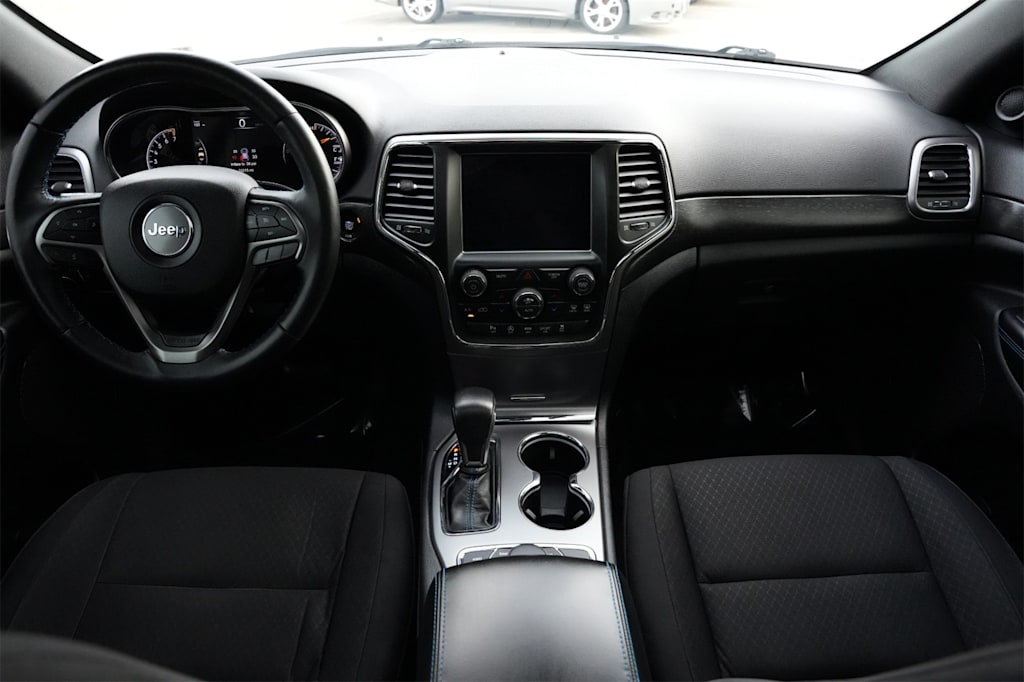 Thumbnail: 2018 Jeep Grand Cherokee - 2