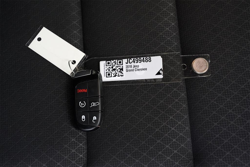 Thumbnail: 2018 Jeep Grand Cherokee - 19