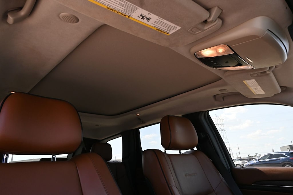 Thumbnail: 2016 Jeep Grand Cherokee - 25