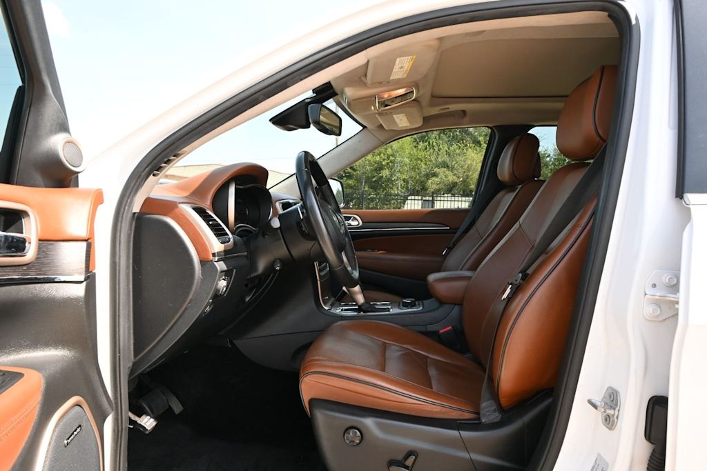 Thumbnail: 2016 Jeep Grand Cherokee - 8