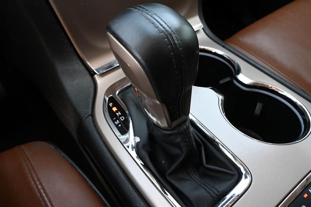 Thumbnail: 2016 Jeep Grand Cherokee - 13