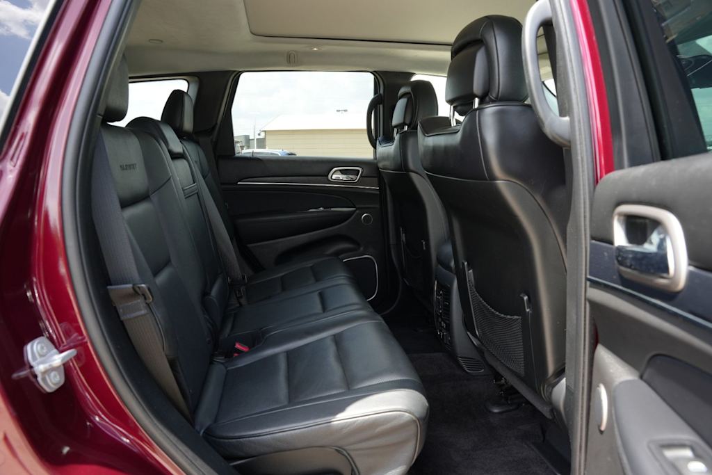 Thumbnail: 2017 Jeep Grand Cherokee - 24